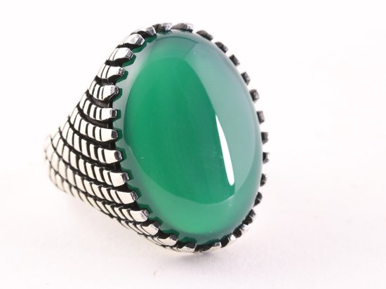 Zware bewerkte zilveren ring met grote groene agaat afbeelding 1