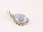Fijne bewerkte druppelvormige zilveren hanger met blauwe lace agaat afbeelding 2
