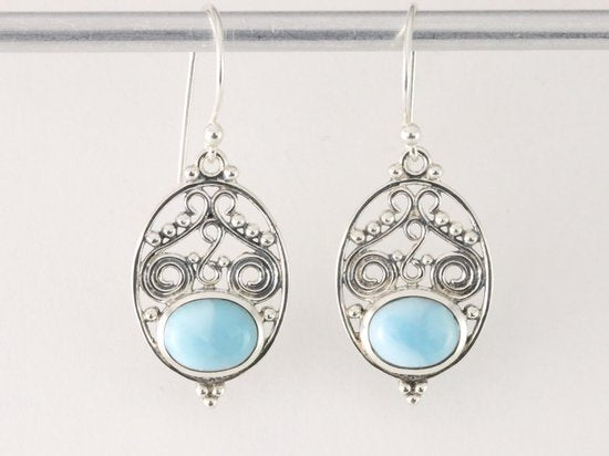 Opengewerkte zilveren oorbellen met larimar afbeelding 4