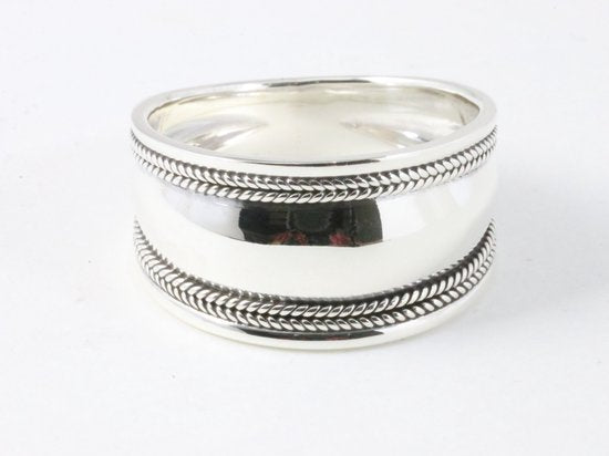Brede hoogglans zilveren ring met kabelpatronen afbeelding 4