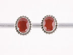 Bewerkte zilveren oorstekers met carneool afbeelding 1