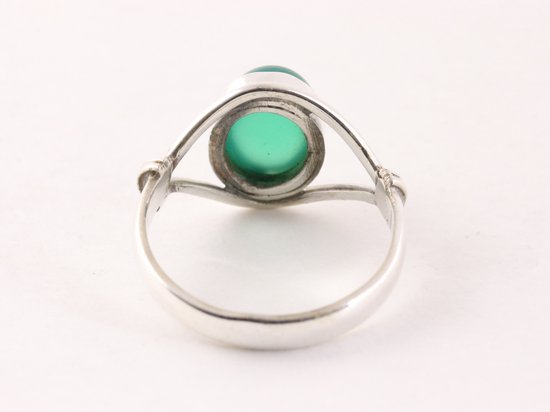 Opengewerkte zilveren ring met groene onyx afbeelding 3