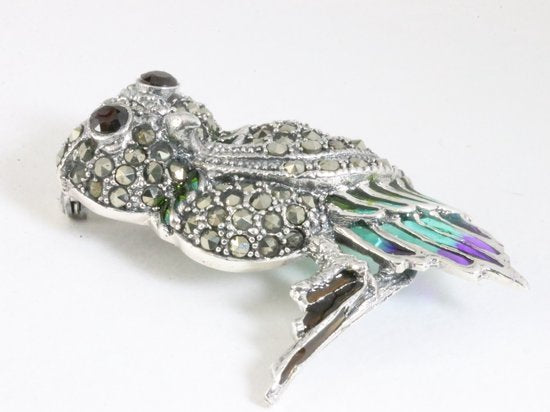 Zilveren uil broche met marcasiet, emaille en granaat afbeelding 2