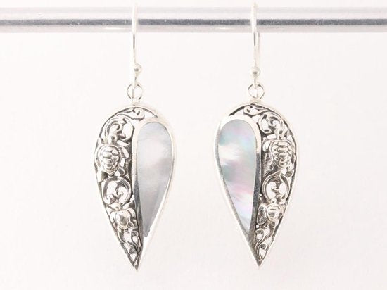 Traditionele bewerkte zilveren oorbellen met parelmoer en schildpadden afbeelding 4