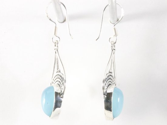 Opengewerkte zilveren oorbellen met aqua chalcedoon afbeelding 2