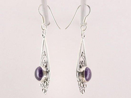 Lange opengewerkte zilveren oorbellen met amethist afbeelding 2