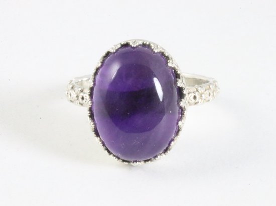 Bewerkte zilveren ring met amethist afbeelding 4