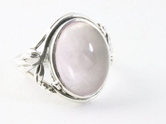 Opengewerkte zilveren ring met rozenkwarts afbeelding 1