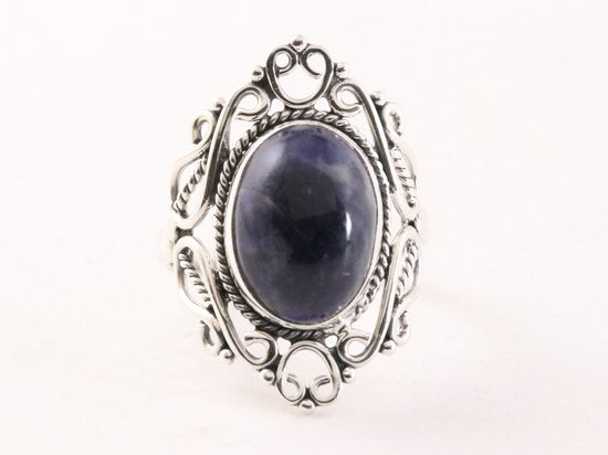 Opengewerkte zilveren ring met sodaliet afbeelding 4