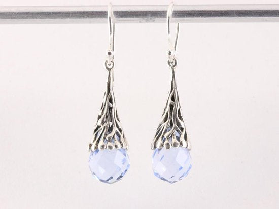 Bewerkte zilveren pegel oorbellen met aquamarijn afbeelding 4