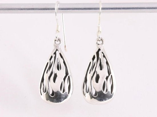 Opengewerkte druppelvormige zilveren oorbellen afbeelding 4