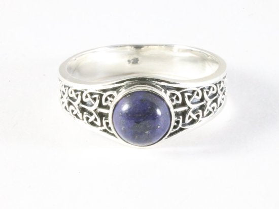 Bewerkte zilveren ring met lapis lazuli afbeelding 4