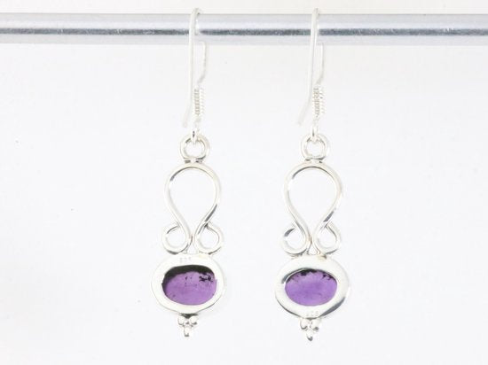 Fijne opengewerkte zilveren oorbellen met amethist afbeelding 3