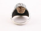 Bewerkte zilveren herenring met rookkwarts afbeelding 3