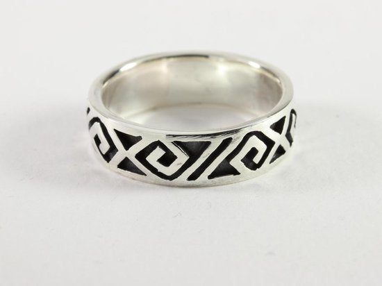 Zilveren ring met fantasiegravering afbeelding 1