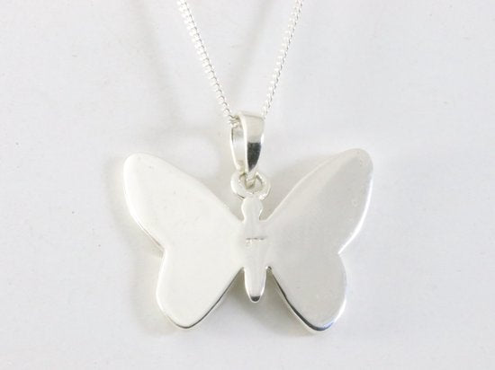 Zilveren vlinder hanger met goudkleurige schelp aan ketting afbeelding 3