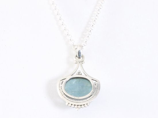 Bewerkte zilveren hanger met aquamarijn aan ketting afbeelding 3