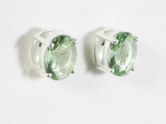 Zilveren oorstekers met groene amethist afbeelding 1