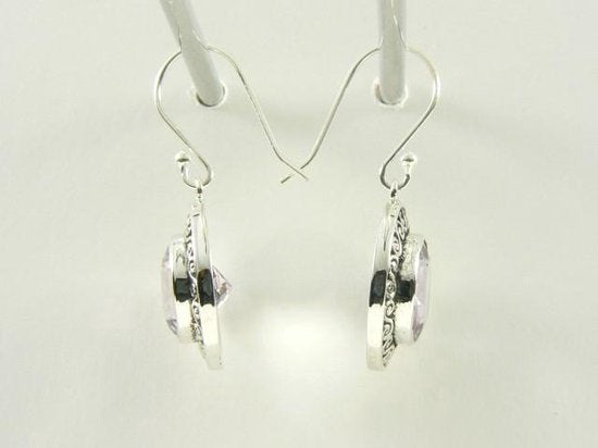 Bewerkte ronde zilveren oorbellen met roze amethist afbeelding 2