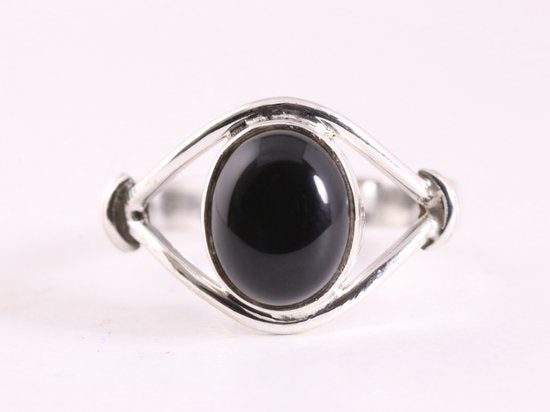 Opengewerkte zilveren ring met onyx afbeelding 4