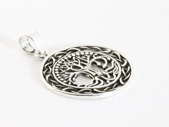 Ronde opengewerkte zilveren hanger met levensboom aan ketting afbeelding 2