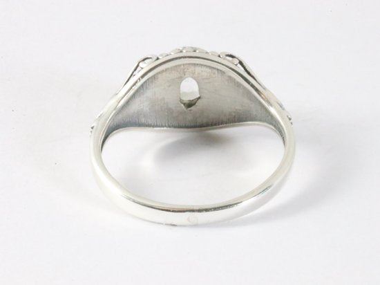 Fijne bewerkte zilveren ring met bergkristal afbeelding 3