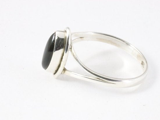 Fijne zilveren ring met onyx afbeelding 2