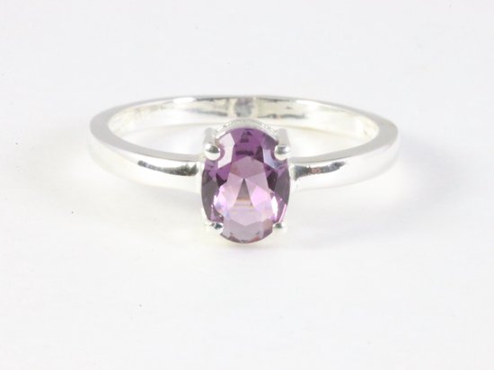 Fijne hoogglans zilveren ring met amethist afbeelding 4