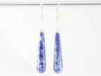 Lange zilveren pegel oorbellen met lapis lazuli afbeelding 2