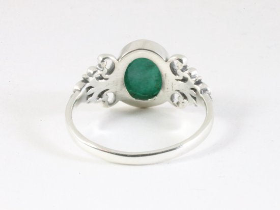 Fijne bewerkte zilveren ring met smaragd afbeelding 3