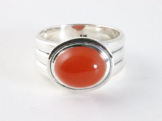 Zware zilveren ring met carneool afbeelding 3