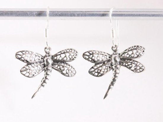 Fijne zilveren libelle oorbellen afbeelding 4