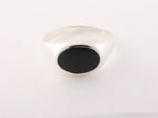 Ovale hoogglans zilveren ring met onyx afbeelding 4
