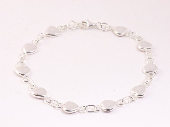 Zilveren hartjes armband met rode koraal steen afbeelding 3