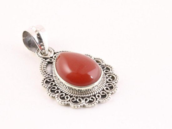 Bewerkte zilveren hanger met carneool afbeelding 2
