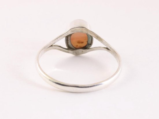 Fijne zilveren ring met roze opaal afbeelding 3
