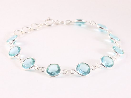 Fijne zilveren armband met blauwe topaas afbeelding 2