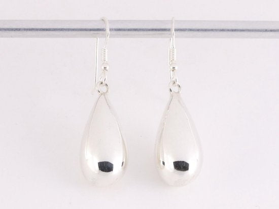 Druppelvormige hoogglans zilveren oorbellen afbeelding 1