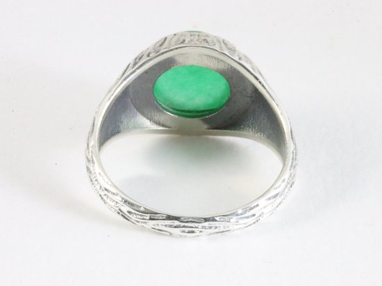 Bewerkte zilveren ring met jade afbeelding 3