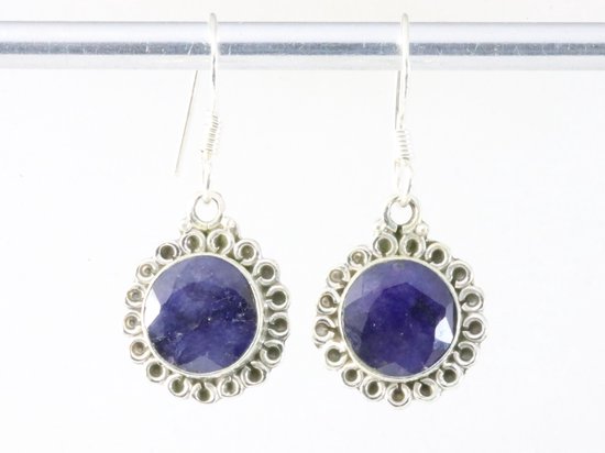 Fijne bewerkte ronde zilveren oorbellen met blauwe saffier afbeelding 3