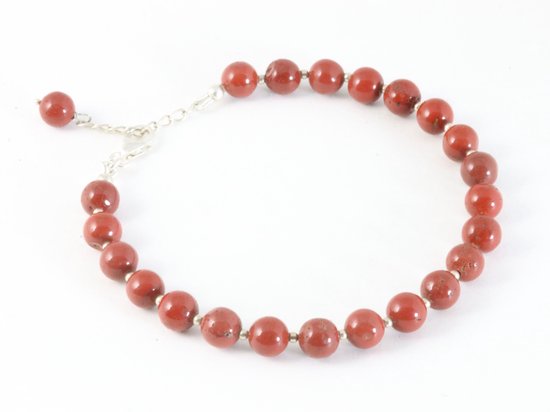 Armband van rode jaspis en zilveren kralen afbeelding 1