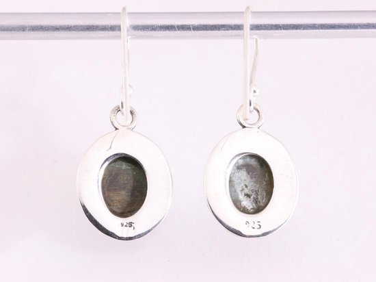 Bewerkte zilveren oorbellen met serafiniet afbeelding 3