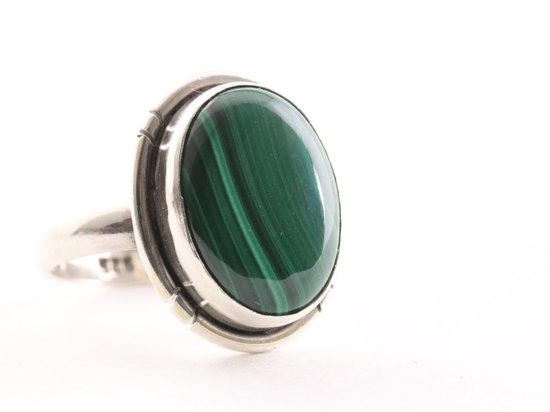 Ovale zilveren ring met malachiet afbeelding 1
