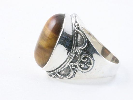 Zware bewerkte zilveren ring met tijgeroog afbeelding 2