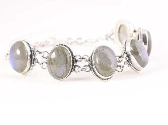 Zware bewerkte zilveren armband met grote labradoriet stenen afbeelding 2
