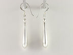 Druppelvormige zilveren oorbellen afbeelding 2