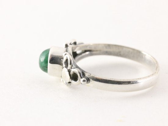 Fijne bewerkte zilveren ring met jade afbeelding 2
