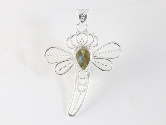 Opengewerkte zilveren libelle hanger met labradoriet afbeelding 3