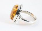 Ovale zilveren ring met amber afbeelding 2