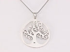 Ronde zilveren hanger met levensboom aan ketting afbeelding 3